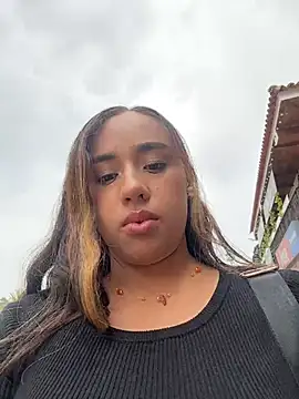 Eyssha online show from March 7, 2026, 7:33 pm