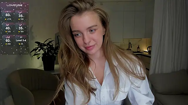 toffeepads1 online show from March 31, 2026, 9:04 pm