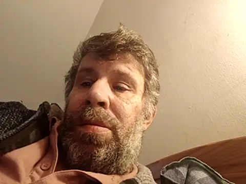 Snapshot of stud2512 chatting on February 22, 2026, 3:43 pm stud2512 online show from February 22, 2026, 3:43 pm