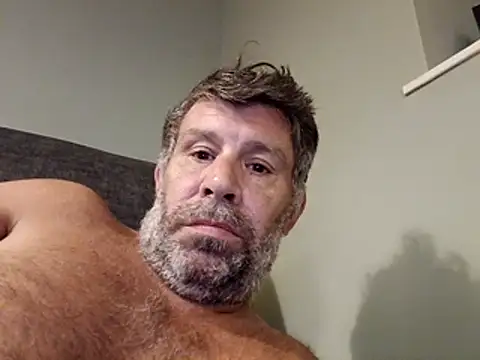 stud2512 online show from July 3, 2026, 9:43 pm