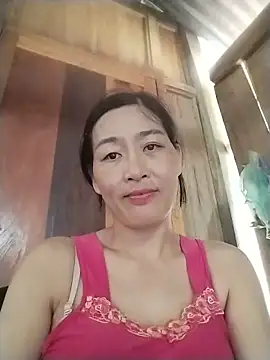 Snapshot of lris-Beauty77 chatting on June 18, 2026, 6:02 am lris-Beauty77 online show from June 18, 2026, 6:02 am