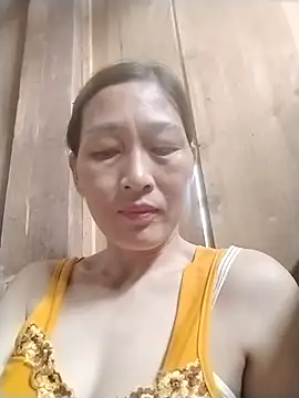 Snapshot of lris-Beauty77 chatting on July 13, 2026, 11:29 pm lris-Beauty77 online show from July 13, 2026, 11:29 pm