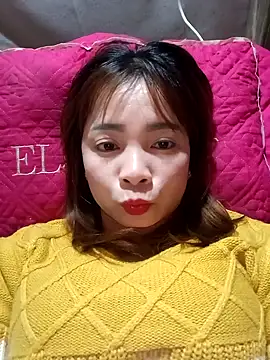 Snapshot of Him_MountainGirl26 chatting on February 21, 2026, 10:05 am Him MountainGirl26 online show from February 21, 2026, 10:05 am