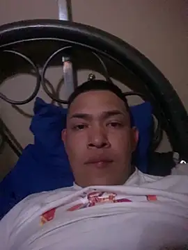 Snapshot of a1caponii chatting on February 21, 2026, 4:13 am a1caponii online show from February 21, 2026, 4:13 am