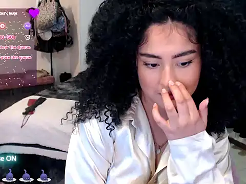 zakura ania online show from February 25, 2026, 12:31 am