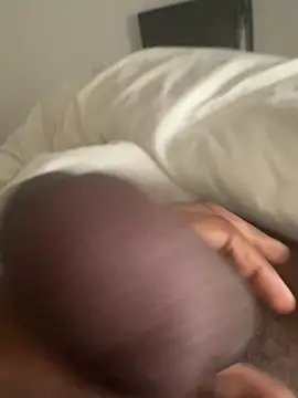 Snapshot of baiseurmeuf_parfait chatting on April 4, 2026, 6:55 am baiseurmeuf parfait online show from April 4, 2026, 6:55 am