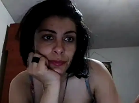 Snapshot of tefutbin3 chatting on April 16, 2026, 9:39 pm tefutbin3 online show from April 16, 2026, 9:39 pm