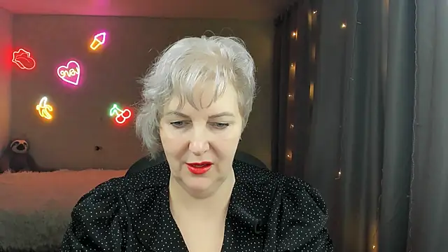 Mary-Leee online show from March 22, 2026, 4:27 am