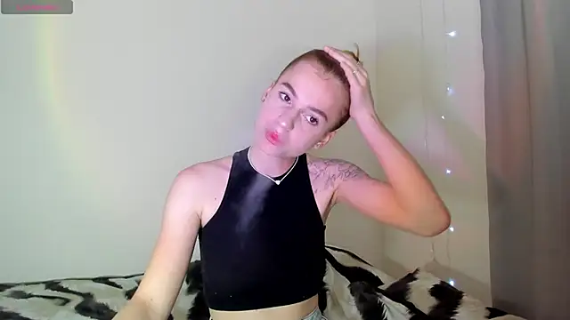 Snapshot of Stacey_Brow chatting on May 14, 2026, 3:13 am Stacey Brow online show from May 14, 2026, 3:13 am