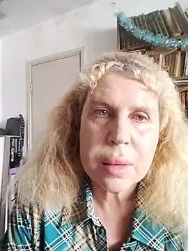 Snapshot of Stella7920 chatting on February 24, 2026, 7:17 am Stella7920 online show from February 24, 2026, 7:17 am