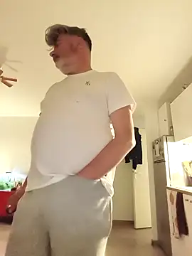 eruzam59000 online show from April 7, 2026, 6:41 pm