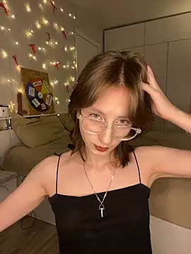 Snapshot of bezvanili chatting on February 24, 2026, 7:23 pm bezvanili online show from February 24, 2026, 7:23 pm