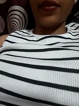 Sakshiverma online show from April 14, 2026, 7:53 pm