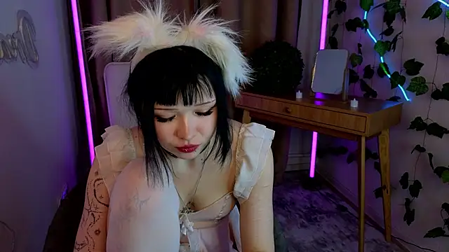 myawka1 online show from February 23, 2026, 10:51 pm