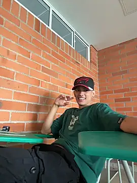 HarryGaze online show from April 6, 2026, 3:13 pm