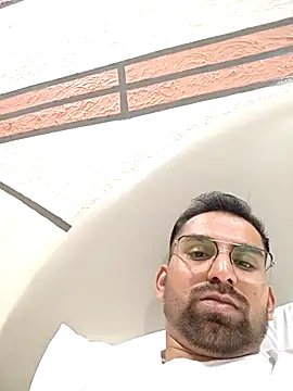 RonitVora online show from March 8, 2026, 7:39 pm