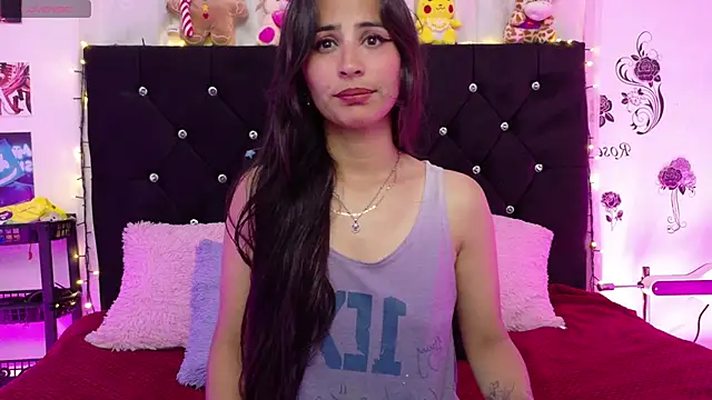 rose sexy smiley online show from February 23, 2026, 2:20 am