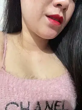 Snapshot of Vetuner_sexy chatting on February 24, 2026, 1:25 am Vetuner sexy online show from February 24, 2026, 1:25 am