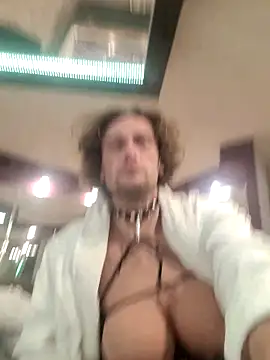 pleasser1985 online show from March 6, 2026, 4:42 am