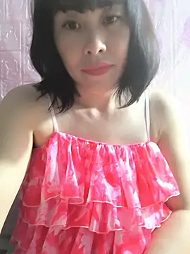 juicy-milu online show from July 13, 2026, 12:30 pm