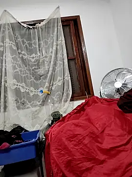 Snapshot of joyboyAct chatting on April 5, 2026, 9:34 pm joyboyAct online show from April 5, 2026, 9:34 pm