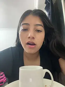 Snapshot of Sexy_mia_outdoors chatting on April 12, 2026, 5:45 am Sexy mia outdoors online show from April 12, 2026, 5:45 am