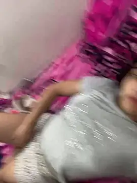 Snapshot of Sexy_mia_outdoors chatting on April 16, 2026, 8:48 am Sexy mia outdoors online show from April 16, 2026, 8:48 am