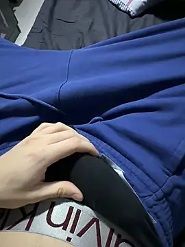 Vireontr1 online show from February 26, 2026, 7:24 pm