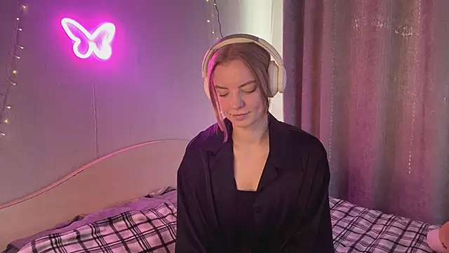 Snapshot of Marry_Sornatiko chatting on March 22, 2026, 3:15 pm Marry Sornatiko online show from March 22, 2026, 3:15 pm