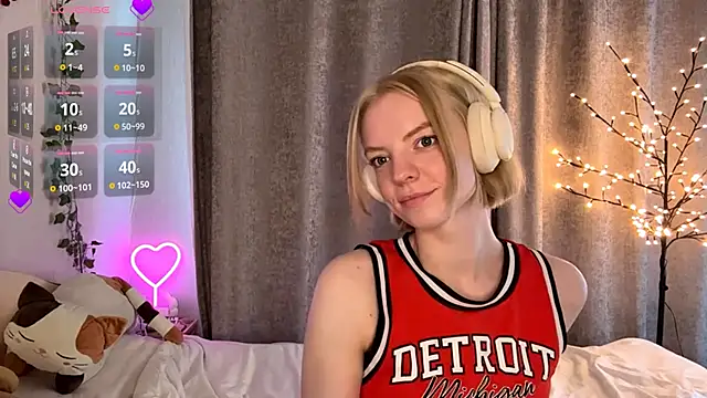 Snapshot of Marry_Sornatiko chatting on May 18, 2026, 3:51 pm Marry Sornatiko online show from May 18, 2026, 3:51 pm