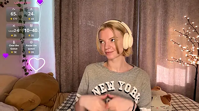 Snapshot of Marry_Sornatiko chatting on May 23, 2026, 3:16 pm Marry Sornatiko online show from May 23, 2026, 3:16 pm