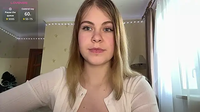 Amy Maev online show from April 23, 2026, 12:29 pm