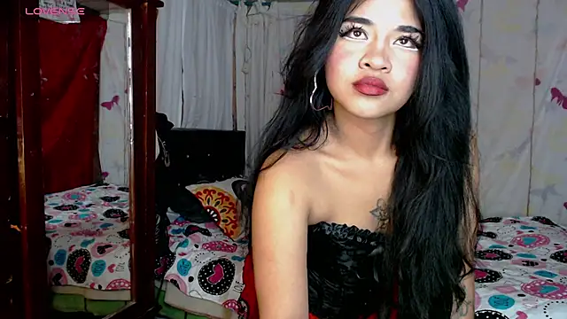 Snapshot of scarlett_ch1 chatting on March 24, 2026, 11:10 pm scarlett ch1 online show from March 24, 2026, 11:10 pm