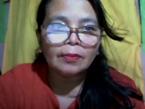 Flowerblossom123 online show from June 3, 2026, 2:33 pm