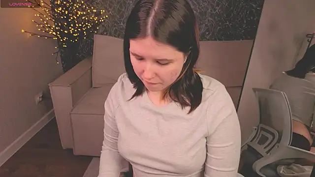 Li-crystal online show from April 18, 2026, 12:47 am