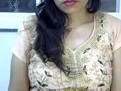 Neha Sharma2 online show from May 24, 2026, 1:27 pm