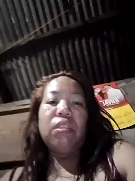 sweet lhyn online show from May 23, 2026, 1:26 pm