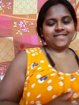 Snapshot of Kritika2 chatting on March 1, 2026, 2:57 am Kritika2 online show from March 1, 2026, 2:57 am