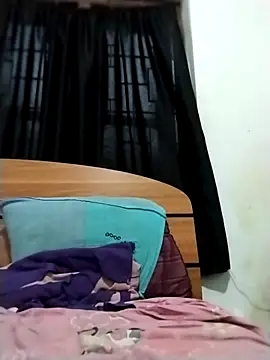 Snapshot of madhu2002sl chatting on February 26, 2026, 12:37 pm madhu2002sl online show from February 26, 2026, 12:37 pm