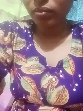 Hoty-chaye4 online show from March 1, 2026, 1:13 pm