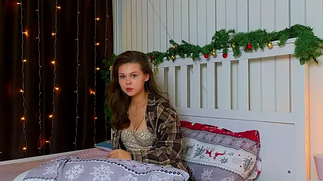 Snapshot of EarthaLevra chatting on February 27, 2026, 7:14 pm EarthaLevra online show from February 27, 2026, 7:14 pm