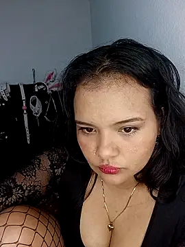 Emily Rouse23 online show from May 5, 2026, 2:52 am