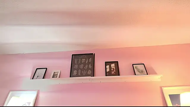 Snapshot of Abigailladyy chatting on March 5, 2026, 11:39 am Abigailladyy online show from March 5, 2026, 11:39 am