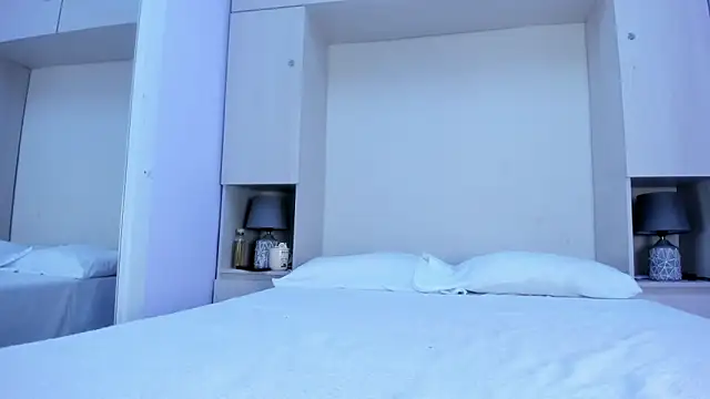 Oshun 444 online show from March 12, 2026, 12:11 pm