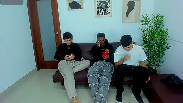 nobodyknows01 online show from February 25, 2026, 12:37 pm