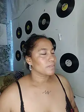 Snapshot of medusafox_ chatting on July 11, 2026, 5:32 am medusafox online show from July 11, 2026, 5:32 am