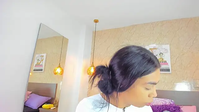 Miia03 online show from April 18, 2026, 11:47 am