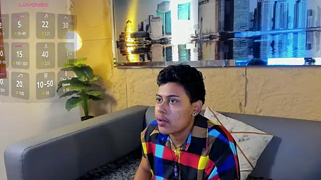 Noha  scott online show from March 23, 2026, 2:43 pm