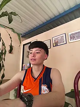 Tomnico 19 online show from April 10, 2026, 6:56 pm