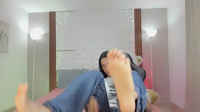 Larry craft online show from April 3, 2026, 9:02 pm